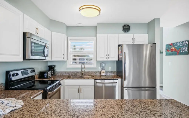 Sailfish Townhomes by Panhandle Getaways