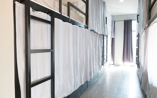 Iris hostel