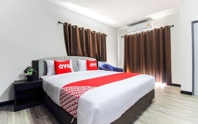 P9 by OYO Rooms