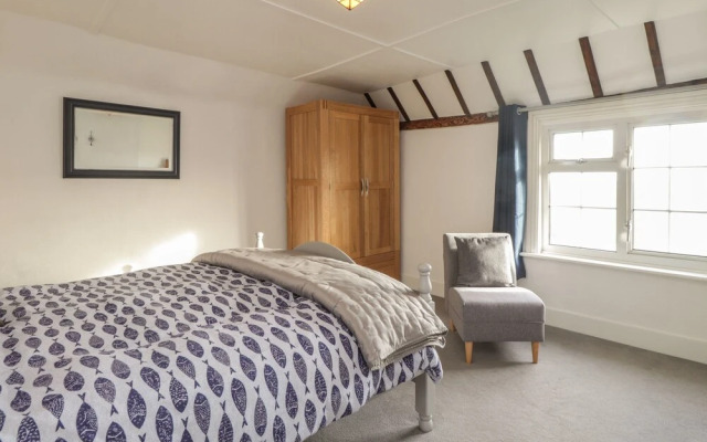 3 Seaview Cottages