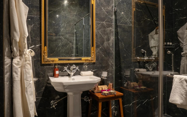 Srinivas - The Royal Residence