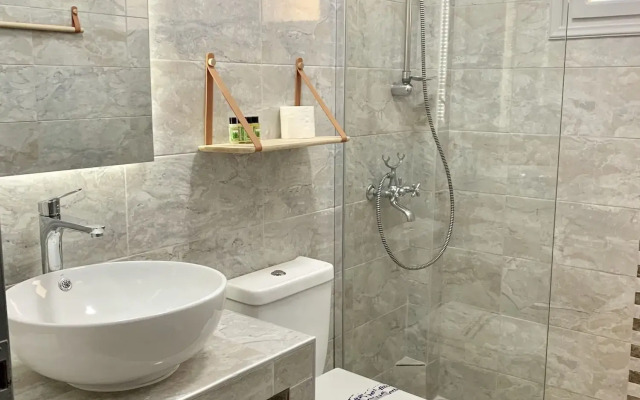 Aloe Luxury Apartments & Suites