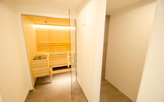 Finest Villa Zell am See