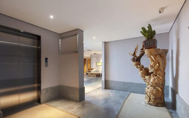 Qianna Baihe Boutique Hotel