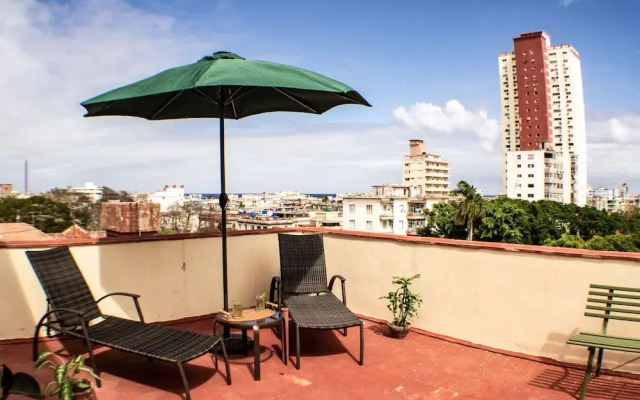 Presidents full, Knocking on Cuba