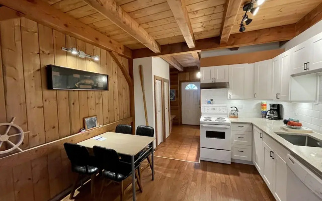 Black Bear Cottage