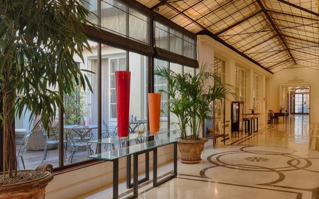 Anglo American Hotel Florence, Curio Collection by Hilton