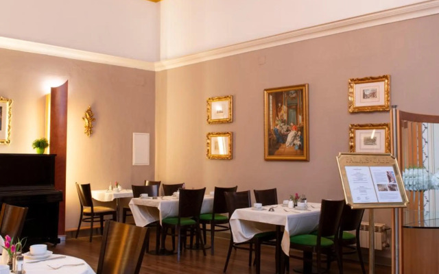 Pertschy Palais Hotel
