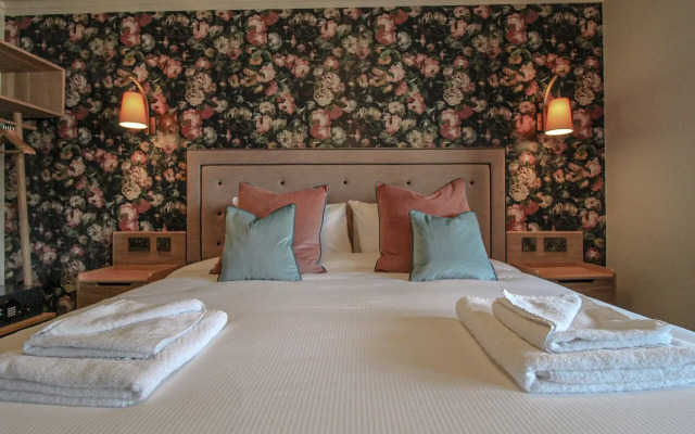 Pooley Bridge Inn
