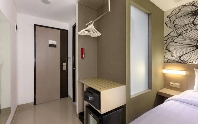 Hotel Neo Gading Solo