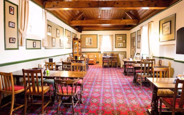 Harewood End Inn