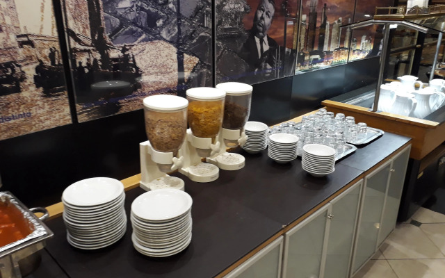 Sarmiento Palace Hotel