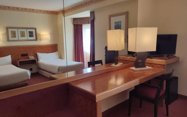 Hotel Sercotel Cuatro Postes