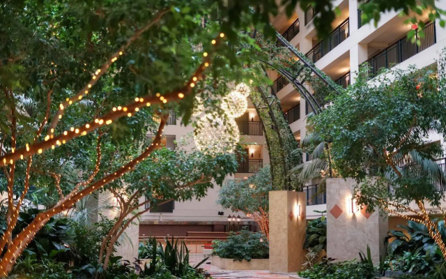 Renaissance Chicago Glenview Suites Hotel