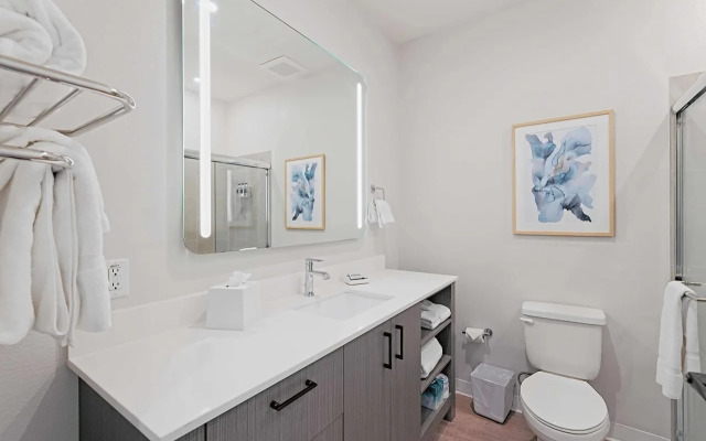 WaterWalk Extended Stay by Wyndham Phoenix - N. Happy Valley