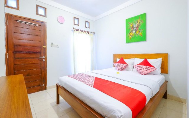 OYO 960 Kost & Homestay 911