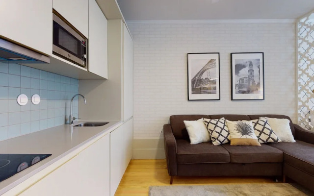 Oporto Golden View Vitória