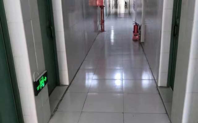 Futian Hostel