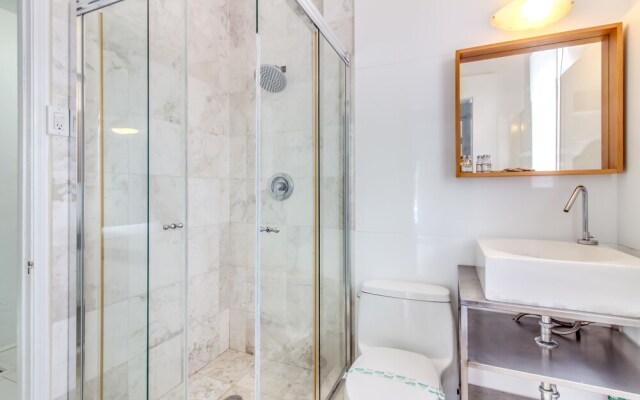 Villa Royal Luxury House Near the Bay