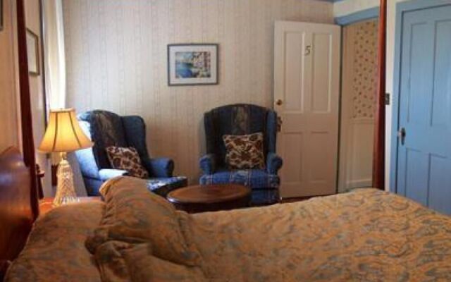 Blackberry River Inn