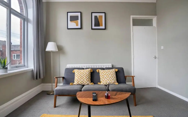 2 Bed-town Centre-free Parking