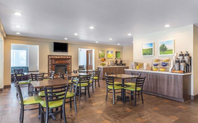 Days Inn & Suites East Flagstaff