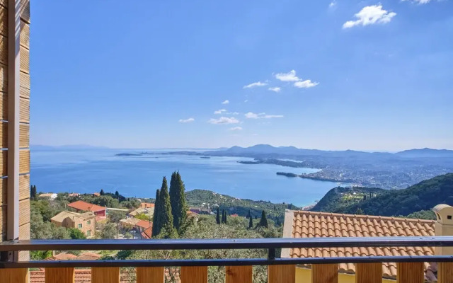 Christine's Seaview by Corfuescapes