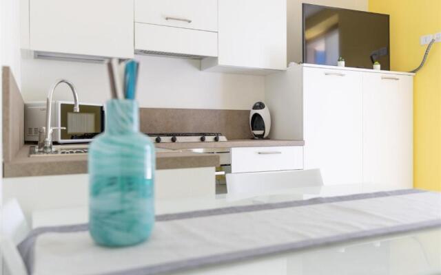 IseoLakeRental - Blondie House