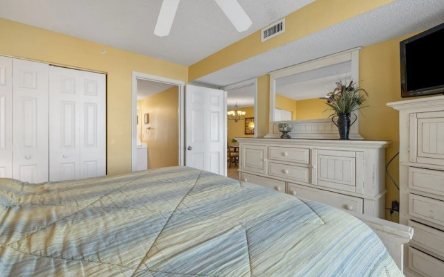 Pelican Beach 0514 2 Bedroom Condo by Pelican Beach Management