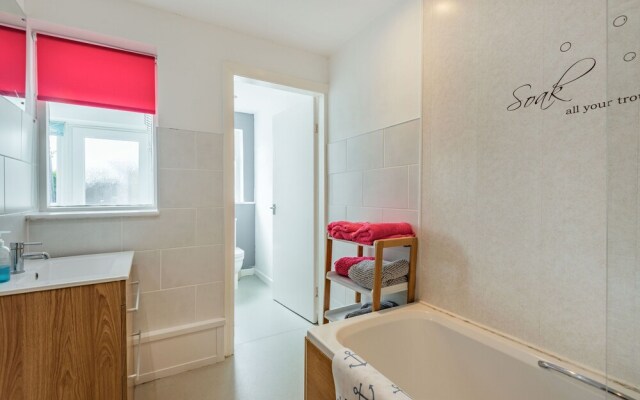 2 Tregof Terrace