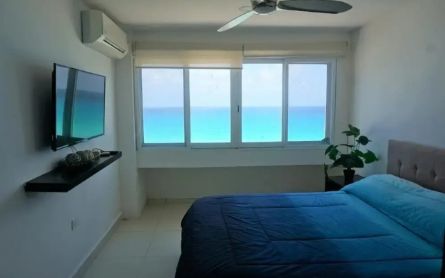 Beachfront Penthouses at Brisas by The Spot - Apartment in Cancun - Photo 4