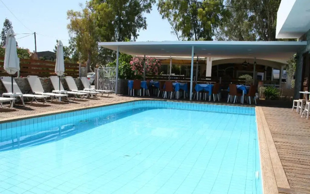 Naiades Almiros River Hotel
