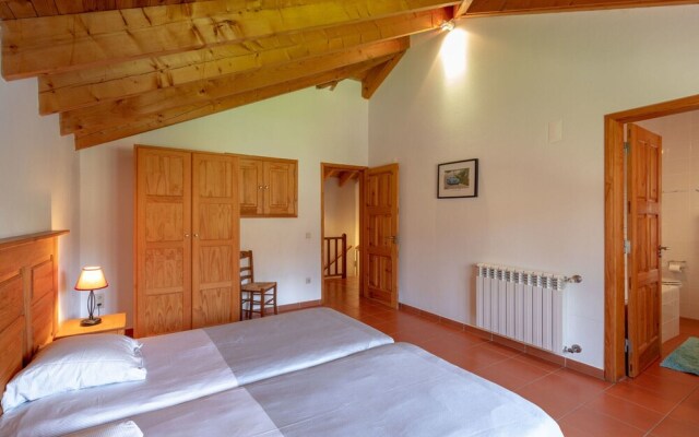 Mansion in Dao Valley by River Beach