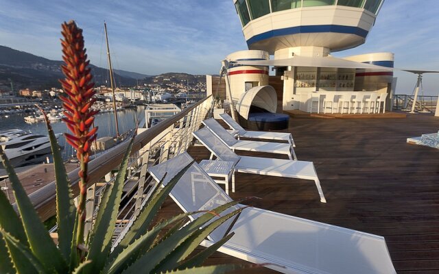 Albergo Yacht Club Marina di Loano