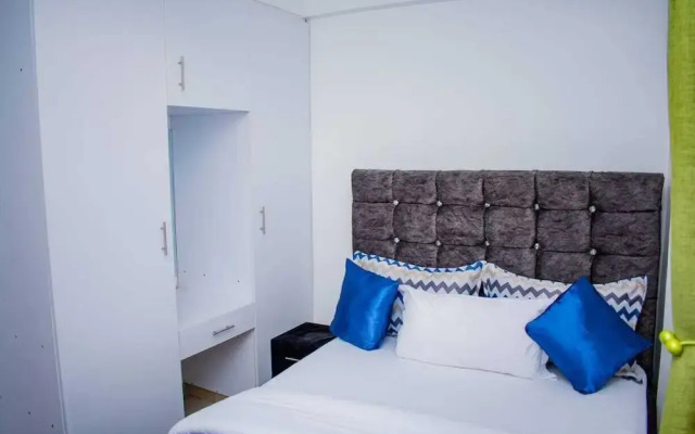 Lux Suites Nanyuki Business Apartment