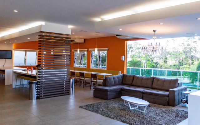 VOA Business Supreme Choice Confins