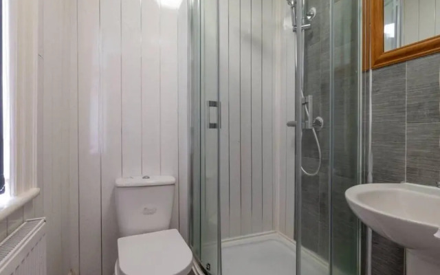 Inviting 1-bed Studio2 in Coventry