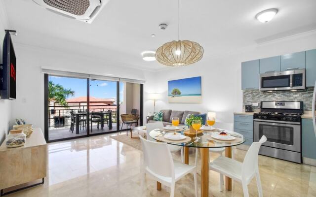 Amazing 1br1ba Condo With Balcony Great Location