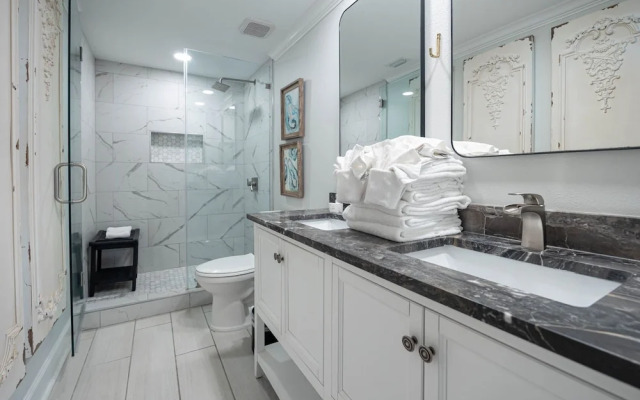 Phoenix X 1403 3 Bedroom Condo