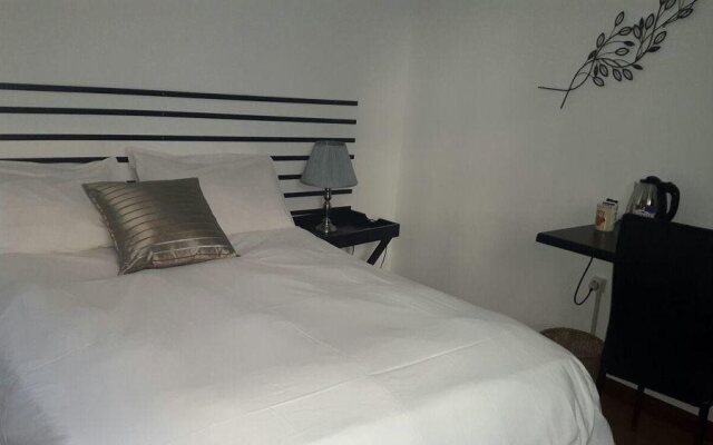 Mozaika Guesthouse 2