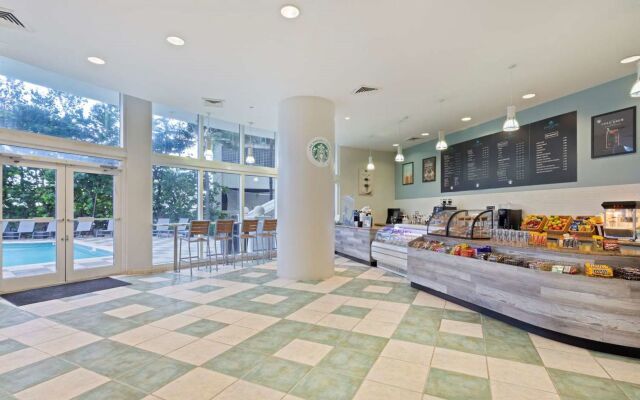 DoubleTree Resort & Spa by Hilton Ocean Point-N. Miami Beach