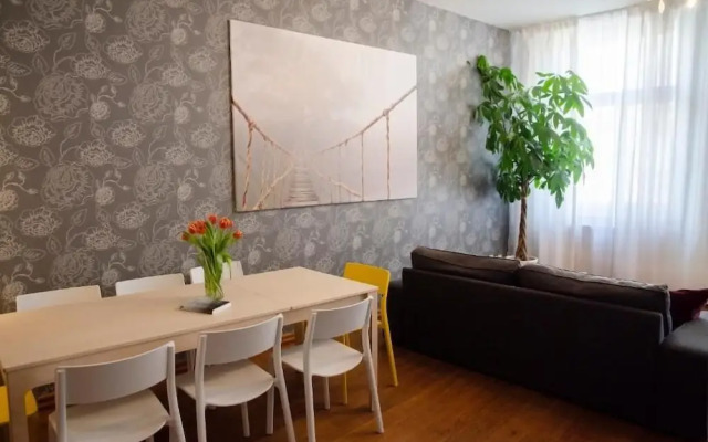 The Republic Garden - Hostel