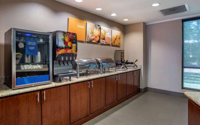 Comfort Suites Mobile