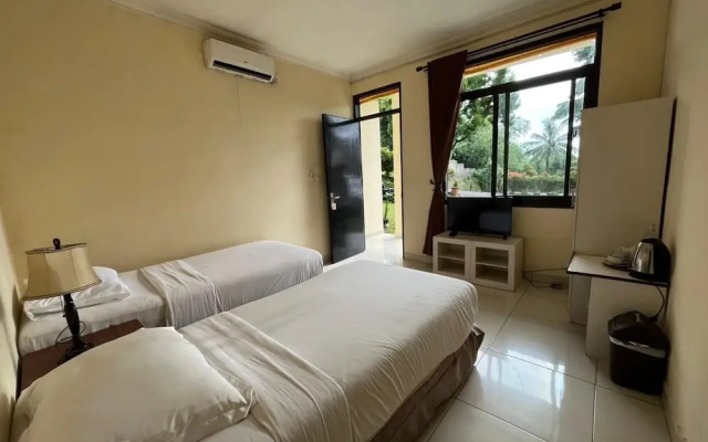 Tripletree Ken Hotel – Guest Rooms – Cisarua