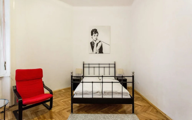 Kecskemeti 5 Apartment