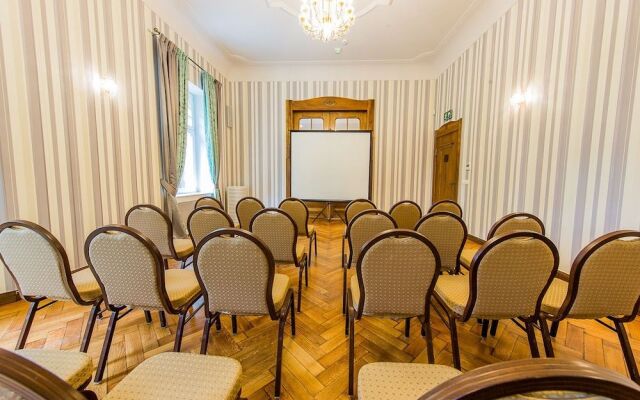 Hotel Dębowy Biowellness & SPA