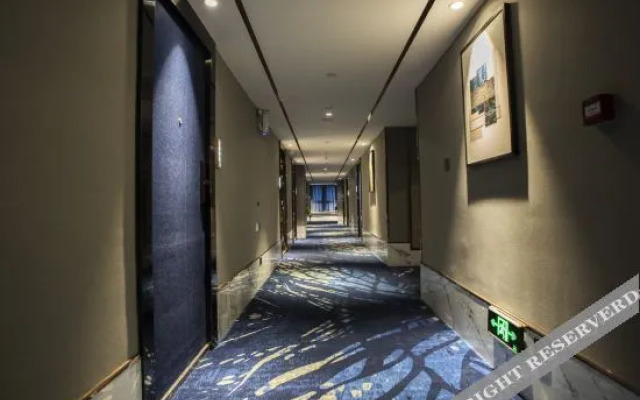 Lanou Hotel