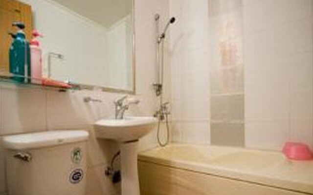 Goodstay Dove Hotel