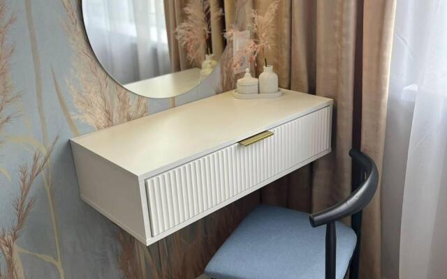 SunSet (СанСет) на улице Героя Советского Союза Аристархова