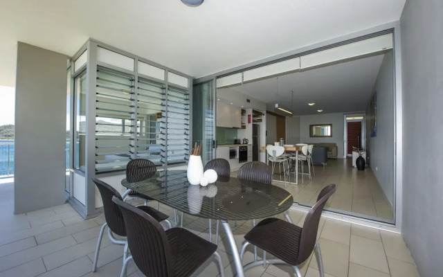 1 Bright Point Apartment 4202